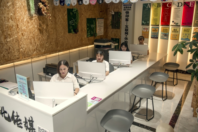 龙8官网登录入口加盟店店内场景2